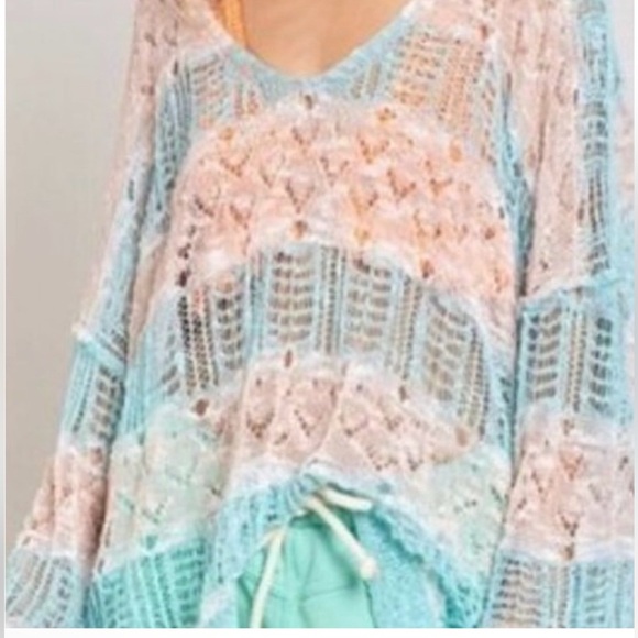 POL Crochet Top in Blue and Peach - Picture 2 of 8